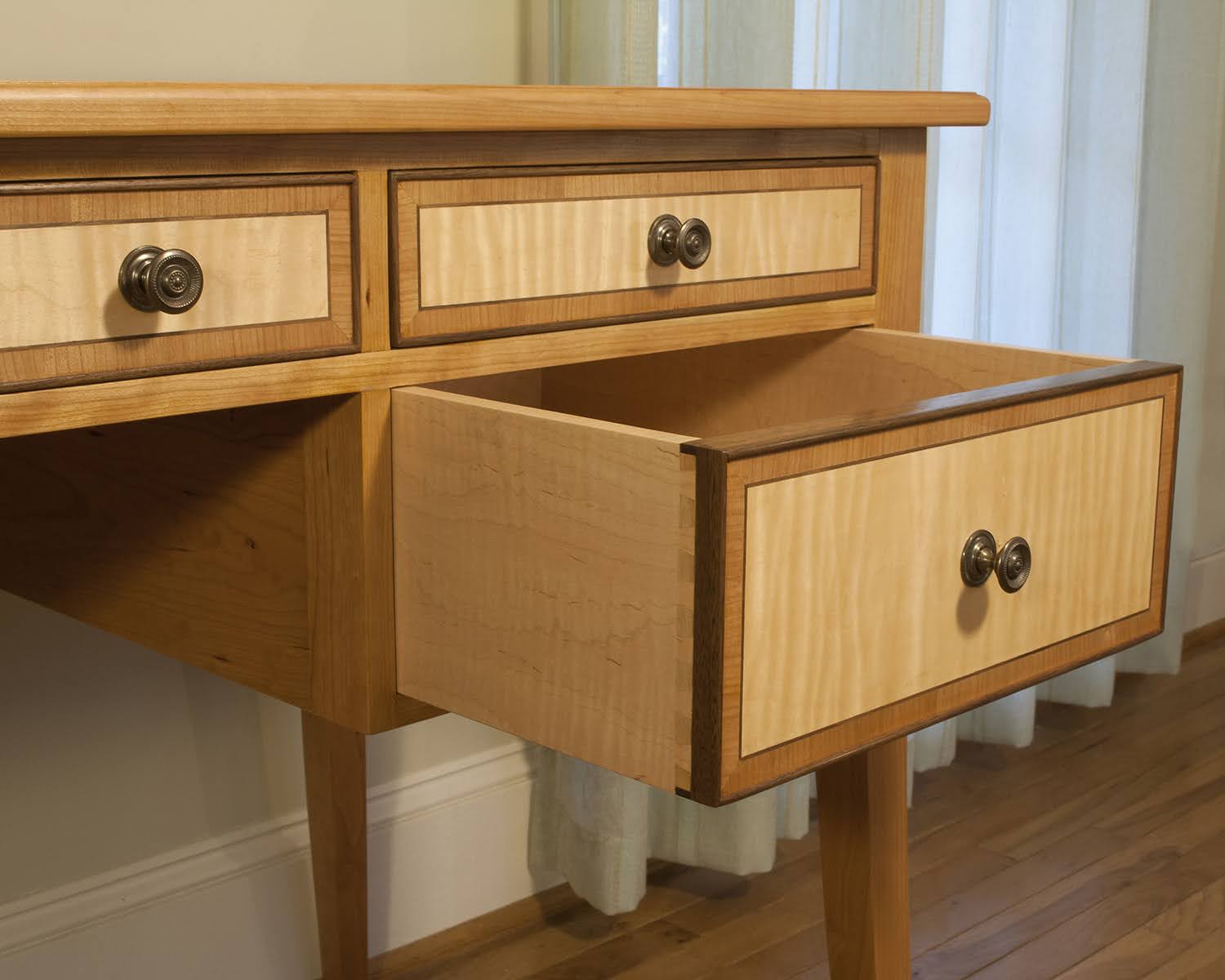 Inlaid drawer detail