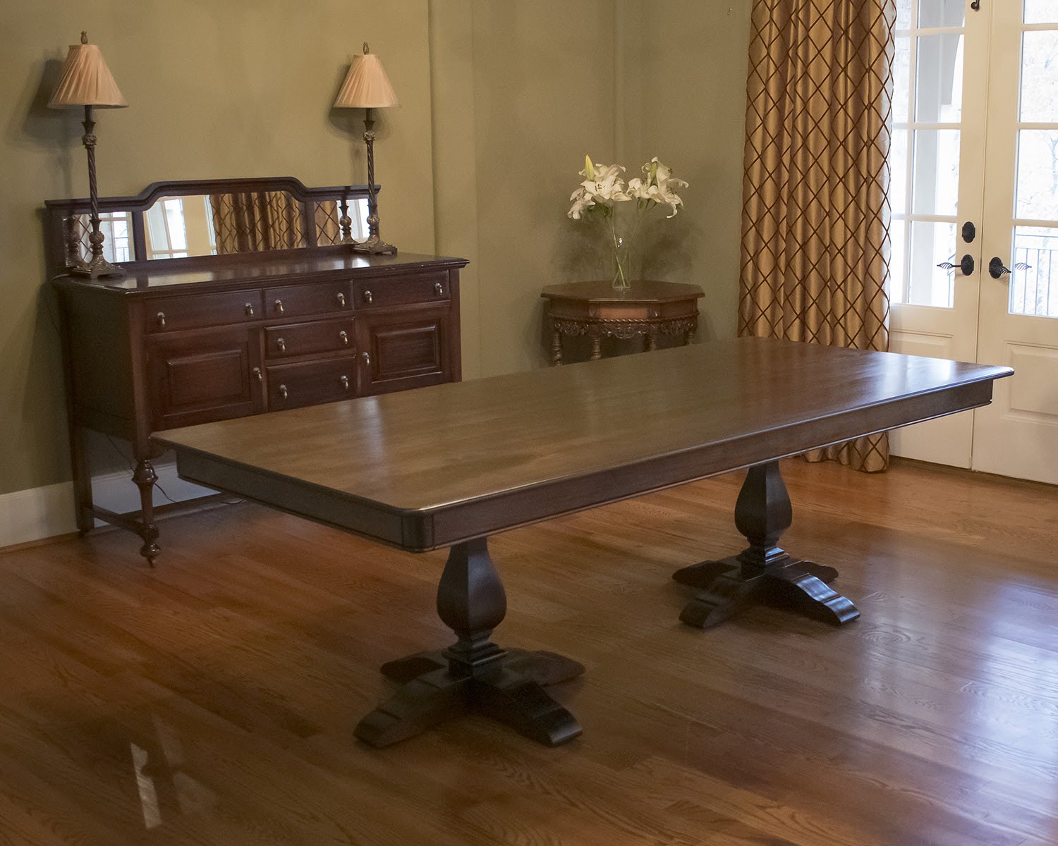 Traditional walnut pedestal dining table